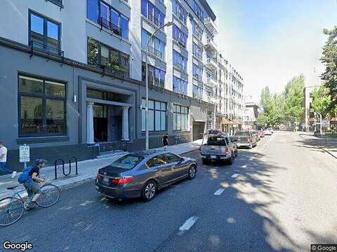 8Th, PORTLAND, OR 97209