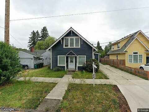 3Rd, NEWBERG, OR 97132