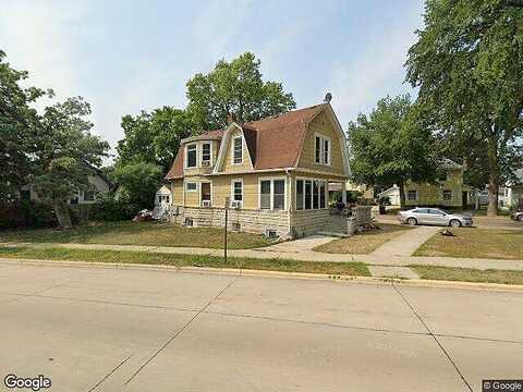 1St, AUSTIN, MN 55912