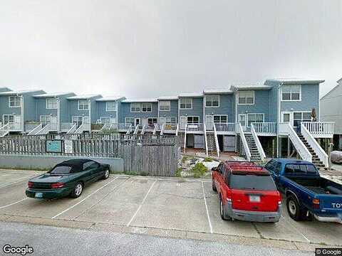 Tina, NAVARRE, FL 32566