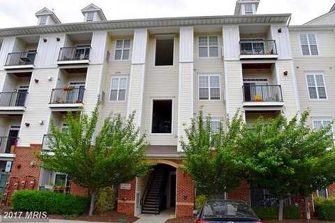 Mcfadden Square, Sterling, VA 20165