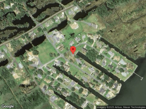 Warren St, CHINCOTEAGUE, VA 23336