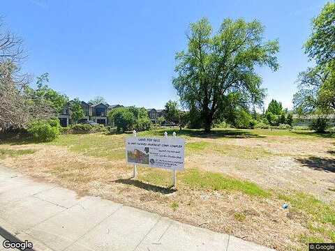 E Barnett Road, Medford, OR 97504