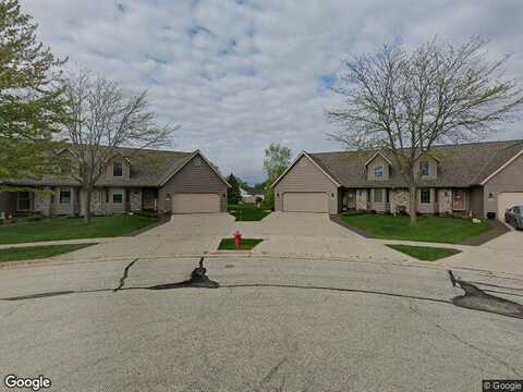 W203N16198 Pin Oak Circle #2, Jackson, WI 53037