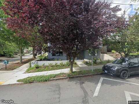 Se Spokane St #102, Portland, OR 97202