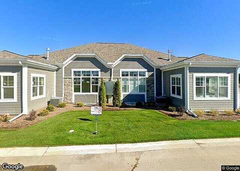 N Verona Circle, Grafton, WI 53024