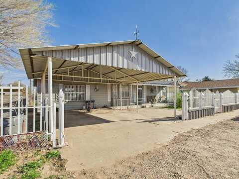 801 NE 8TH Street, Dumas, TX 79029