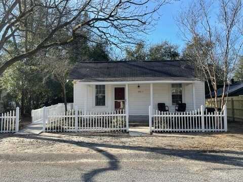 211 Edgefield Avenue NE, Aiken, SC 29801