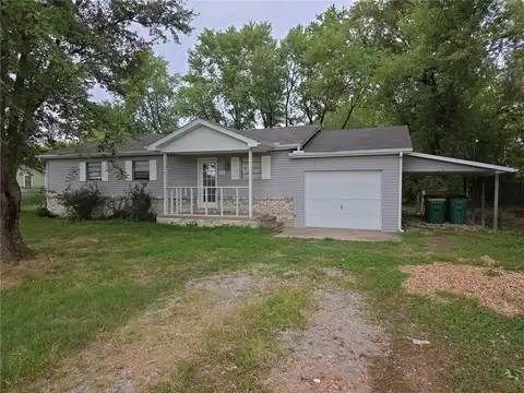 3244 Quail LN, Springdale, AR 72764