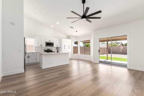 15226 S 14TH Drive, Phoenix, AZ 85045