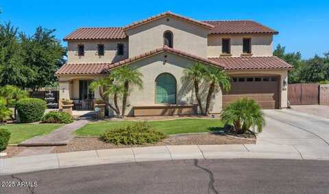 4720 S PLATINUM Court, Chandler, AZ 85248