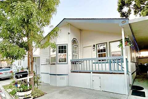 307 Winnipeg Grn, Fremont, CA 94538