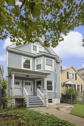 6129 N. Ravenswood Avenue, Chicago, IL 60660