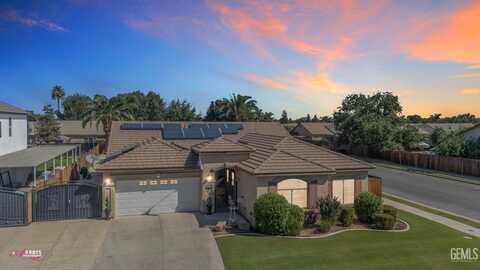 12708 Knights Bridge Place, Bakersfield, CA 93312