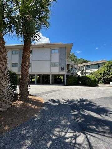 104 Cordillo Parkway, Hilton Head Island, SC 29928