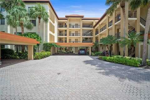 6820 Pelican Bay, NAPLES, FL 34108
