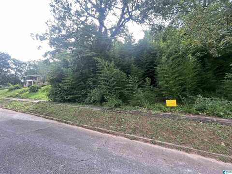 1709 GRANVILLE AVENUE, BESSEMER, AL 35020