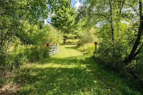 6544 E Hill Road, Naples, NY 14512