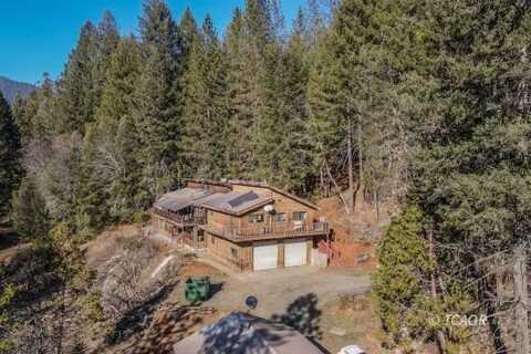 30 Bear Canyon Rd, Weaverville, CA 96093