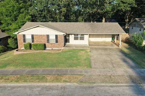 5205 Stratford Road, North Little Rock, AR 72116