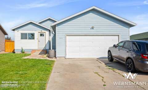1614 Pathfinder Cir -, Gillette, WY 82716