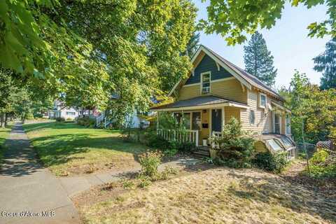 718 N GOVERNMENT WAY, Coeur D Alene, ID 83814
