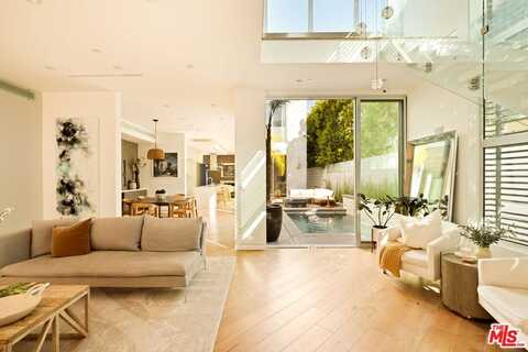 936 Milwood Ave, Venice, CA 90291