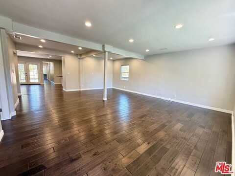 5379 Yolanda Ave, Tarzana, CA 91356