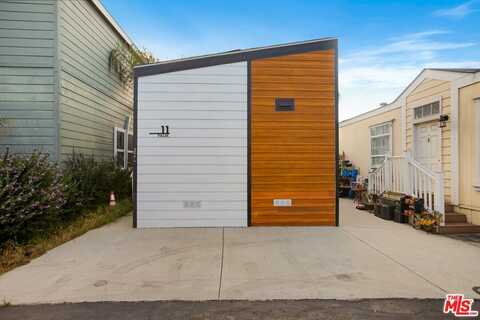 8250 Lankershim Blvd, North Hollywood, CA 91605