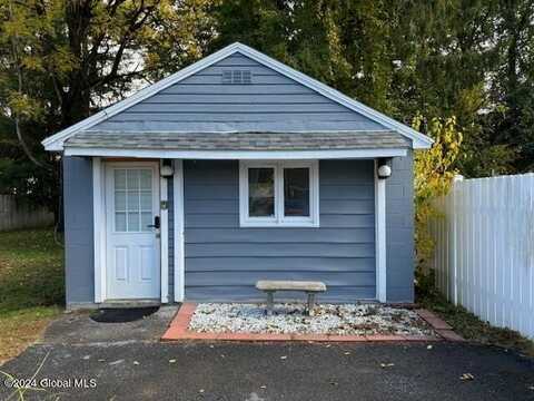 38.5 Madison Street, Saratoga Springs, NY 12866