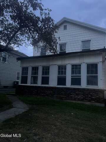 165 Saratoga Avenue, Waterford, NY 12188