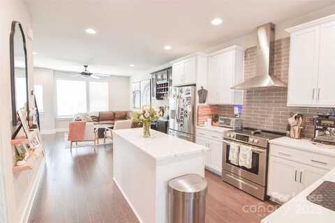 2130 Bryant Park Drive, Charlotte, NC 28208
