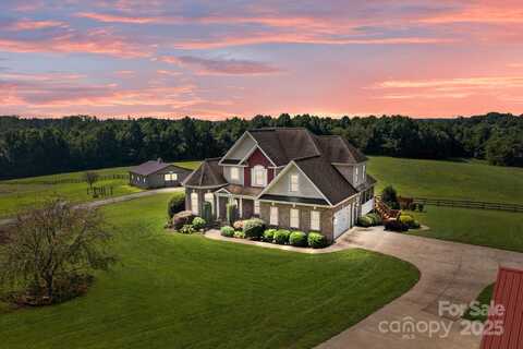 861 Tabor Road, Olin, NC 28660