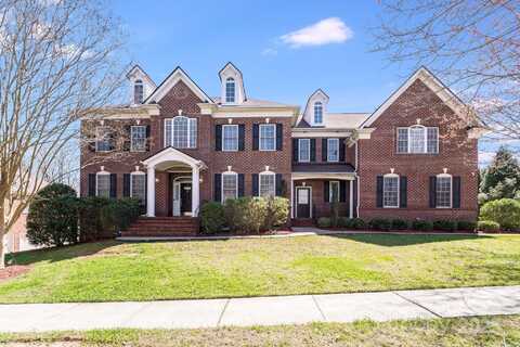 5004 Woodview Lane, Matthews, NC 28104