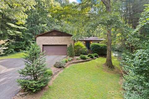 207 Mint Way, Flat Rock, NC 28731