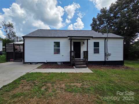708 N Buckoak Street, Stanley, NC 28164