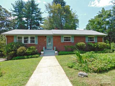 366 Hawthorne Drive, Brevard, NC 28712