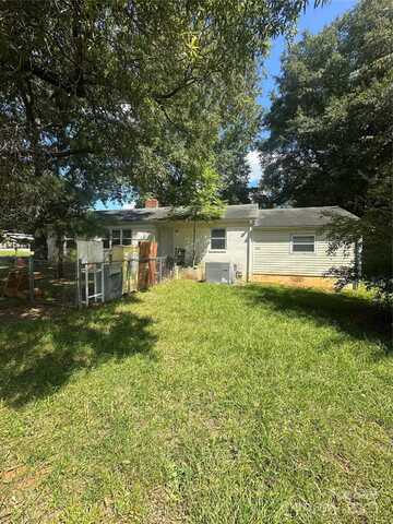 2601 Eastway Drive, Charlotte, NC 28205