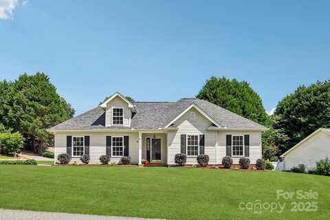 1827 Pipers Ridge Circle NW, Conover, NC 28613