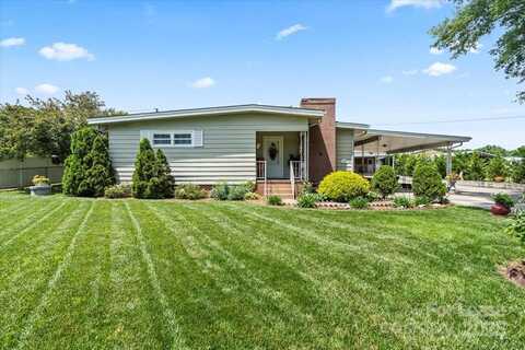 1627 33rd Avenue NE, Hickory, NC 28601