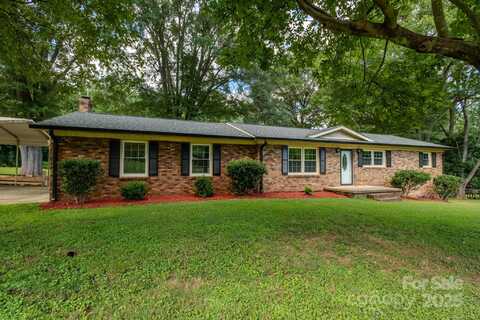 3586 Spring Valley Drive, Newton, NC 28658