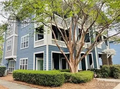 611 Olmsted Park Place, Charlotte, NC 28203