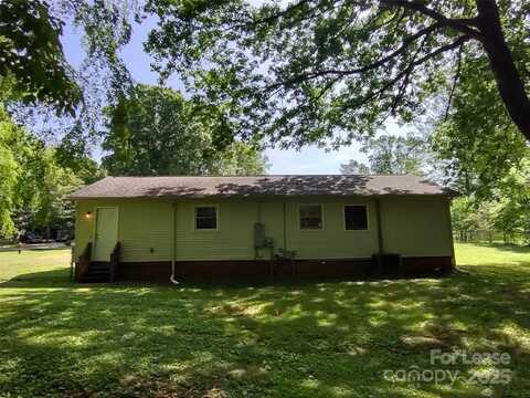 710 Sharon Drive, Waxhaw, NC 28173