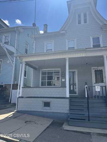 20 E CHESTNUT Street, Shamokin, PA 17872
