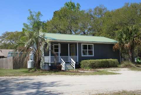 10034 Us-17, Mc Clellanville, SC 29458