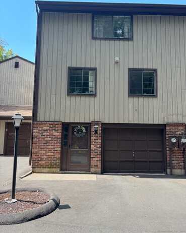 13 Pond Hollow Drive, Hamden, CT 06514