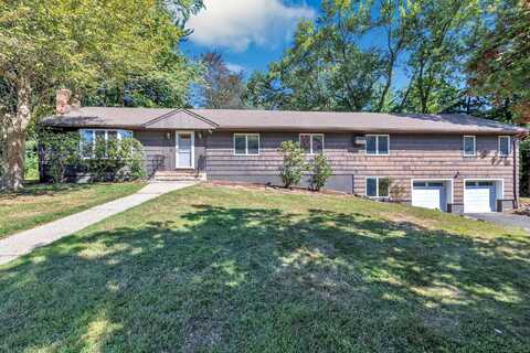 17 Old Orchard Lane, Trumbull, CT 06611