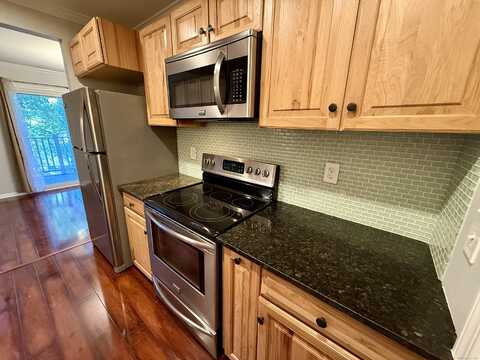 41 Rock Spring Road, Stamford, CT 06906