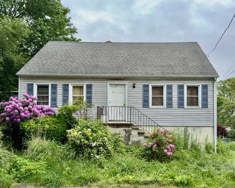 4 Robins Square East, Norwalk, CT 06854