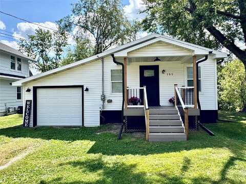 309 S 16th Avenue W, Newton, IA 50208